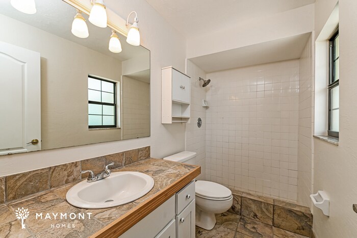 Building Photo - 7286 Jonas Rd