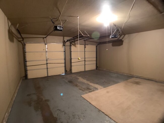 Building Photo - Northwest OKC 3 Bed 2 Bath For Rent!