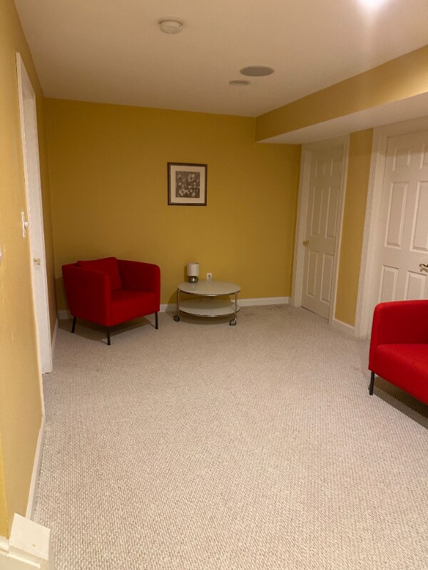 Building Photo - 3846 Farrcroft Green