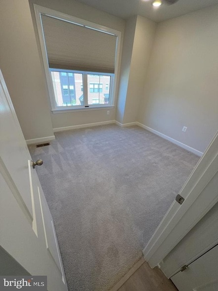 Building Photo - 7231 Mountaineer Dr