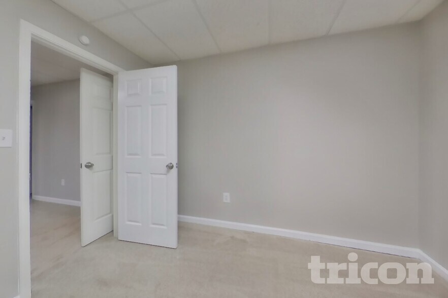 Building Photo - 3067 Brass Dr