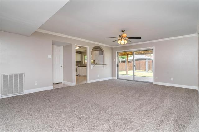 Building Photo - 2223 Lockwood Dr