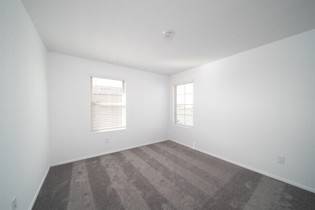 Building Photo - 18422 Running Shadow Ct