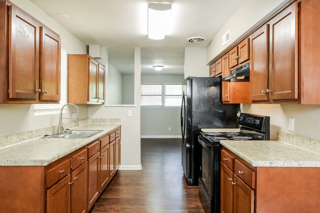 Building Photo - 4022 Rodby Dr