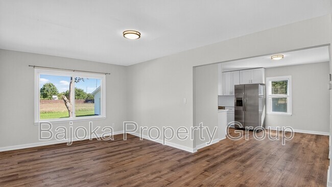 Building Photo - 3582 N Milford Rd