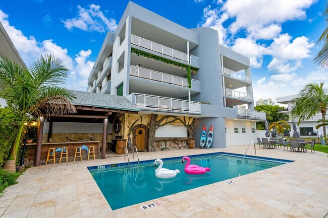 Building Photo - 468 Golden Isles Dr