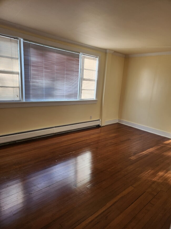 Building Photo - 96 Portland Ave