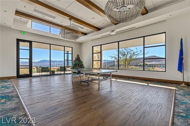 Building Photo - SINGLE STORY HOME IN GATED DEL WEBB AT LAK...