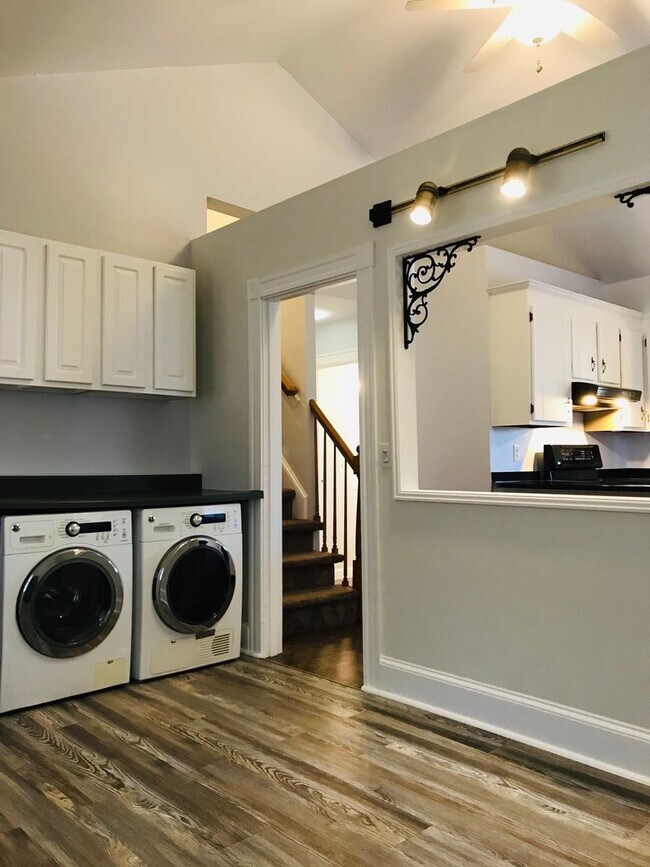 Building Photo - 7-9 Spring Street