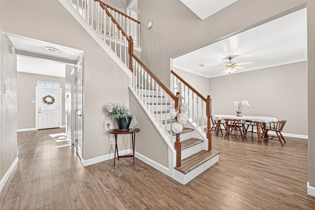 Building Photo - 14015 Wheatbridge Dr