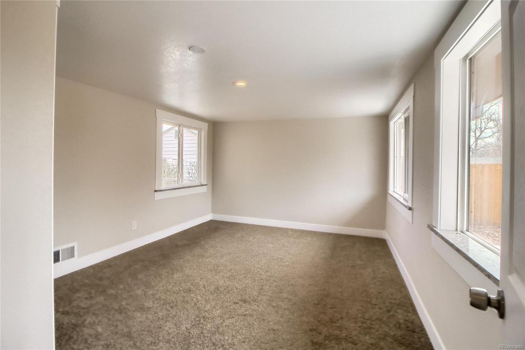 Building Photo - 5139 Alcott St