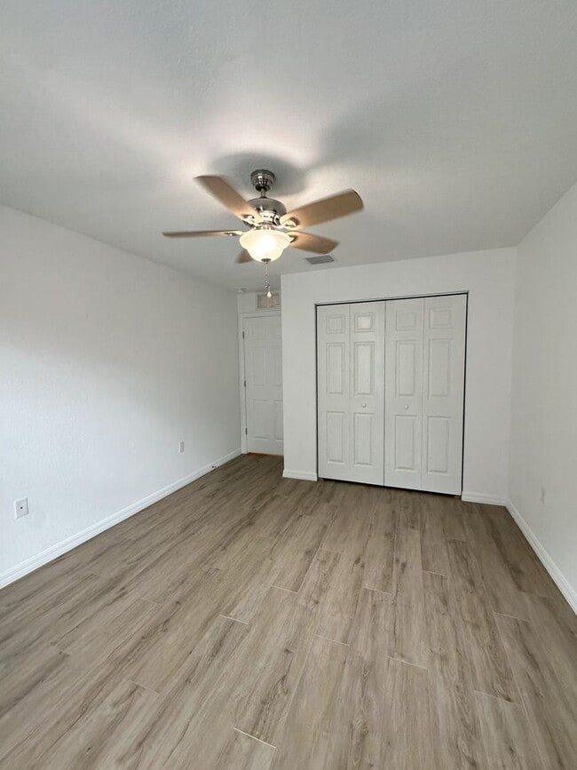 Building Photo - Move-In Ready Rental with Stylish Updates!