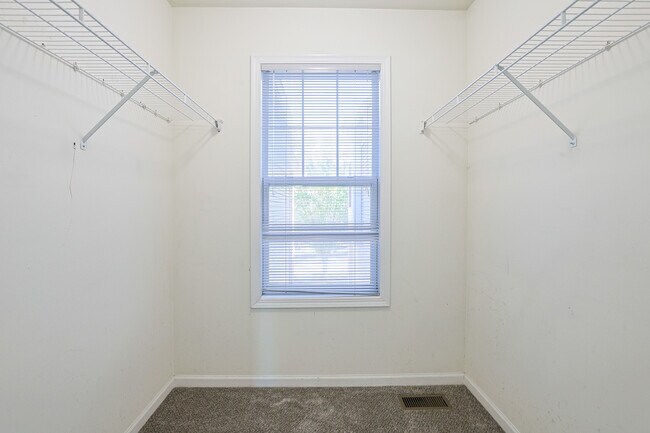 Building Photo - 153 Orchards Pass