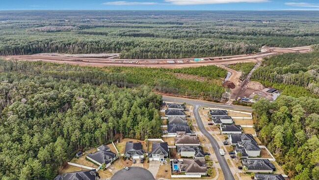 Building Photo - YOUR DREAM RENTAL HOME AWAITS!