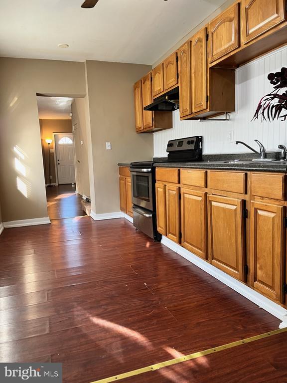 Building Photo - 1624 Fairview St