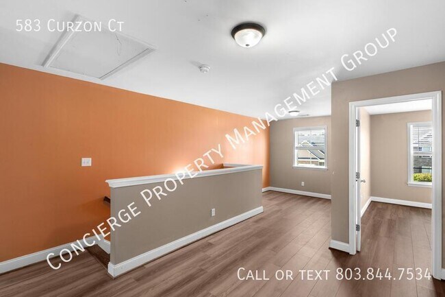 Building Photo - 583 Curzon Court