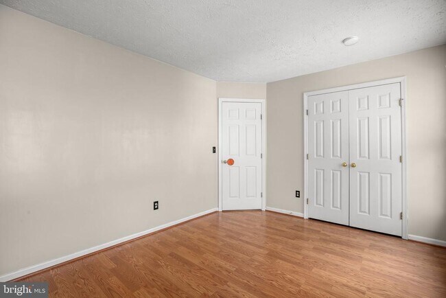 Building Photo - 64 Spring Lake Dr