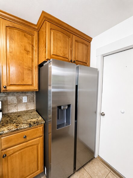 Kitchen - 7223 S 1950 E