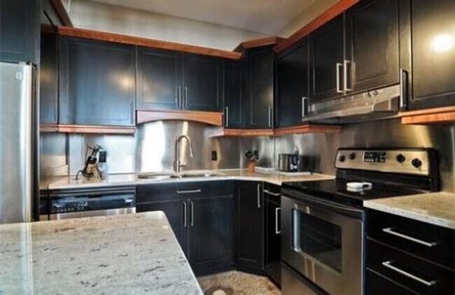 Building Photo - One of a kind historic loft