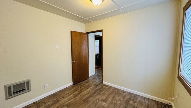Building Photo - 1+ Bed in Idyllwild