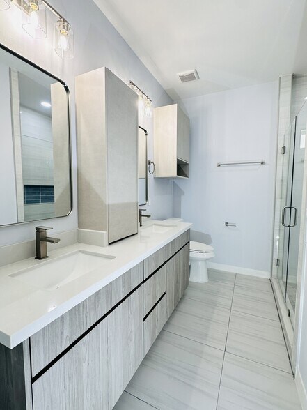 Building Photo - 11313 N 25th St