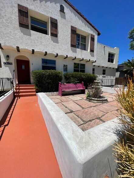 Building Photo - 1818 Granada Ave