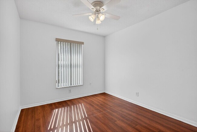 Building Photo - 7599 NW 73rd Terrace