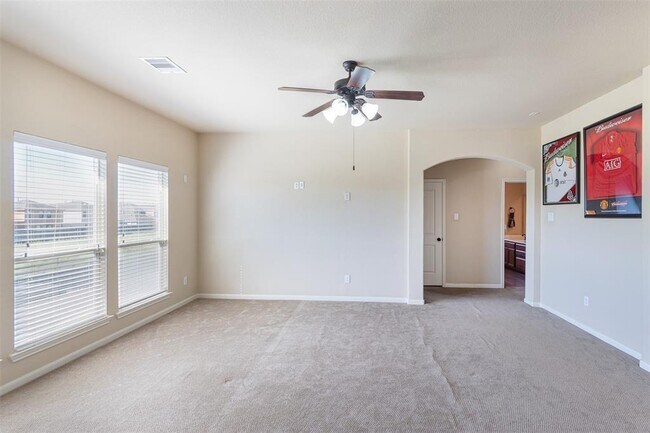 Building Photo - 18311 Red Oak Manor Ln
