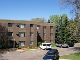 Building Photo - Eldorado Oaks/Maples Apartments