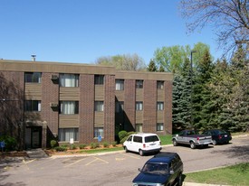 Building Photo - Eldorado Oaks/Maples Apartments