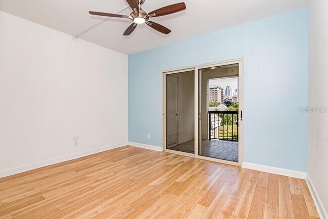 Building Photo - 1002 S Harbour Island Blvd