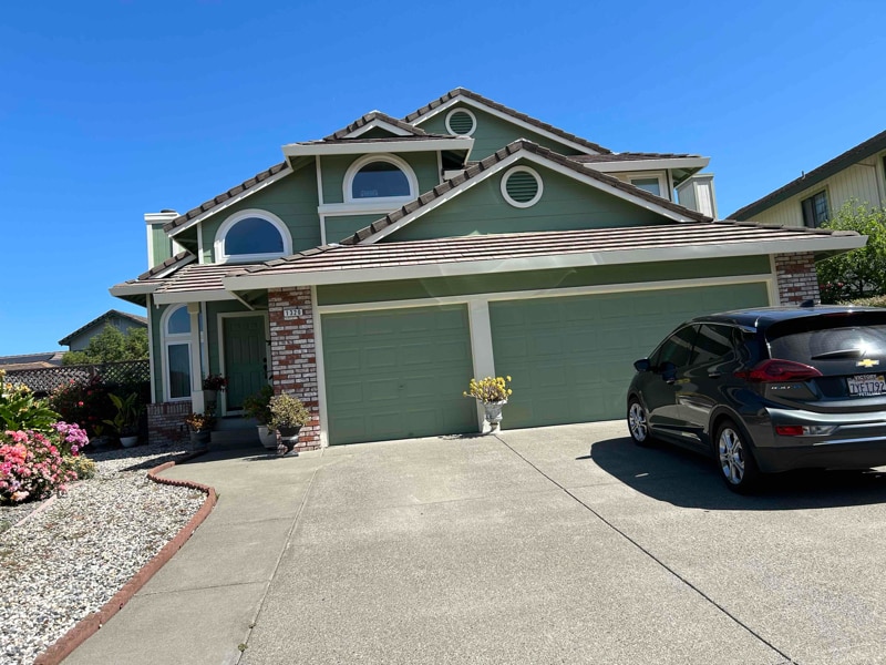 Building Photo - 1320 Rosana Way