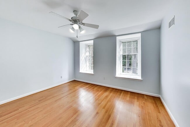Building Photo - 4736 Massachusetts Ave NW