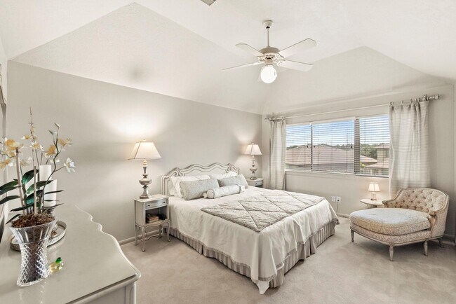 Building Photo - 4513 Country Club View