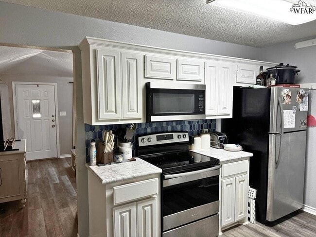 Building Photo - 5216 Brookwood Dr