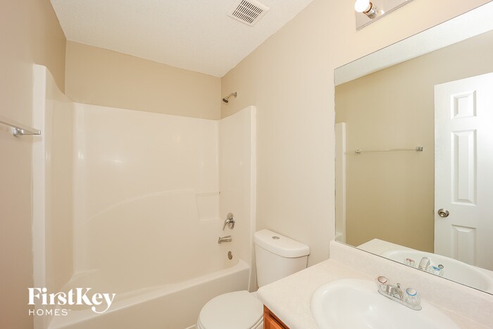 Building Photo - 980 Brisley Cir