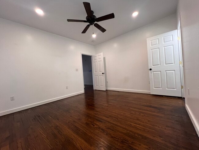 Bedroom 2 - 433 N Cypress St