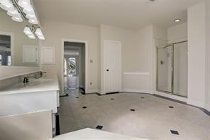 Building Photo - 5519 Bridlewood Dr