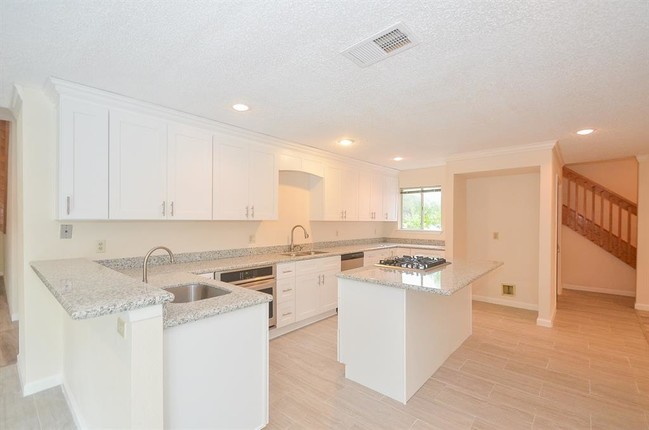 Building Photo - 1106 Brecon Hall Dr