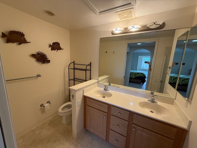 Building Photo - 2 Bedroom, 2 Bath with Full Loft in Alii C...