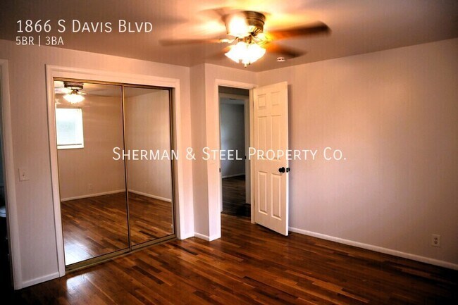 Building Photo - 1866 S Davis Blvd