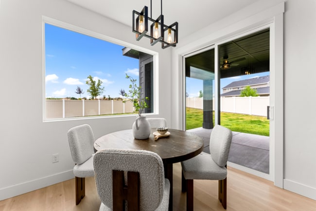 Building Photo - Modern Living in the Heart of Southeast Boise