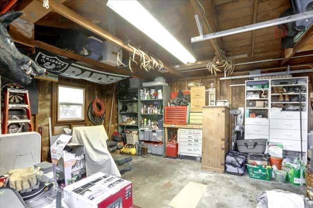Building Photo - 225 Mortimer Ln