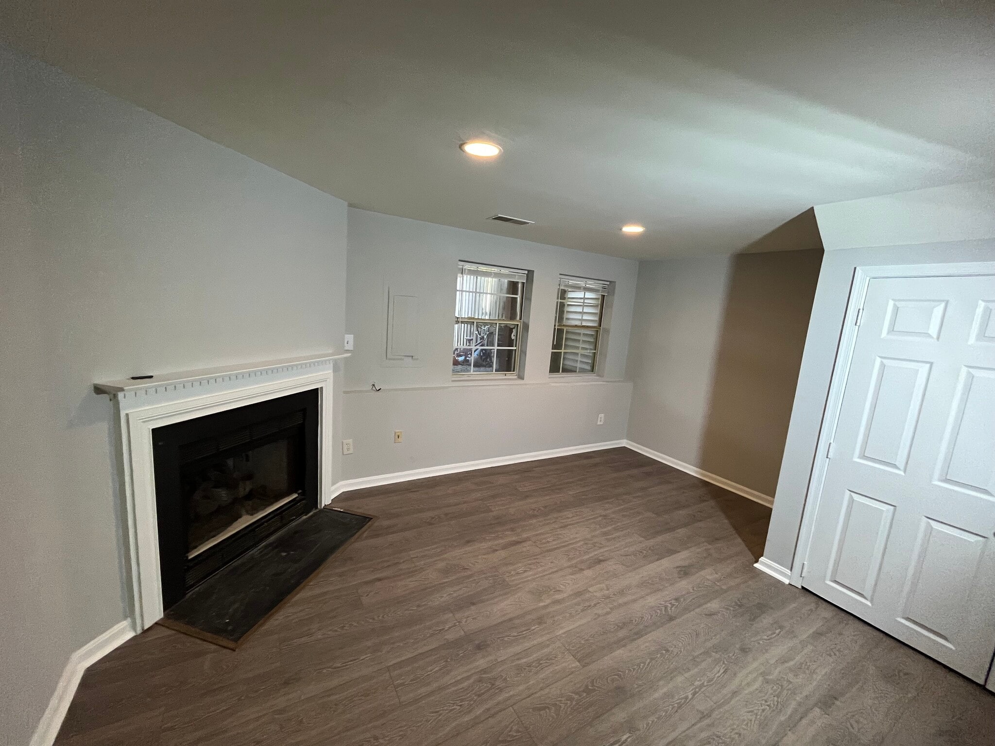Basement living area - 14222 Autumn Cir