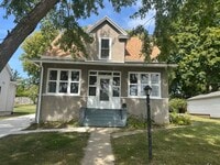 Building Photo - 2209 1st St