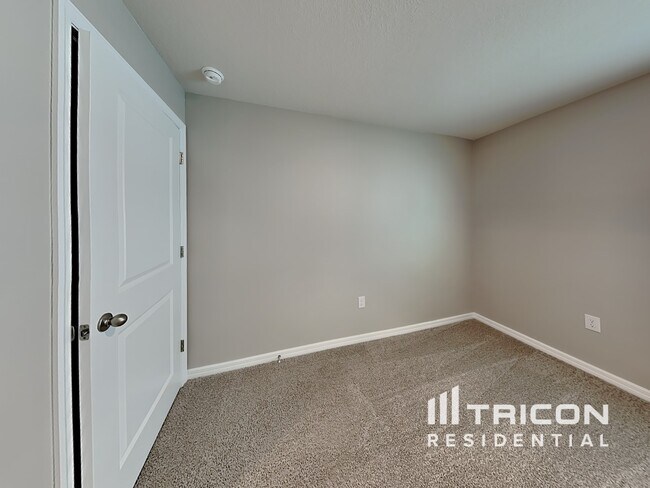 Building Photo - 4611 Dusky Dawn Ln