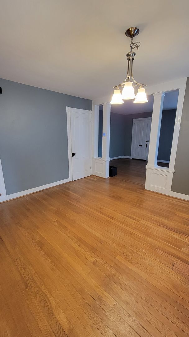 Building Photo - Charming House in Downtown Frederick