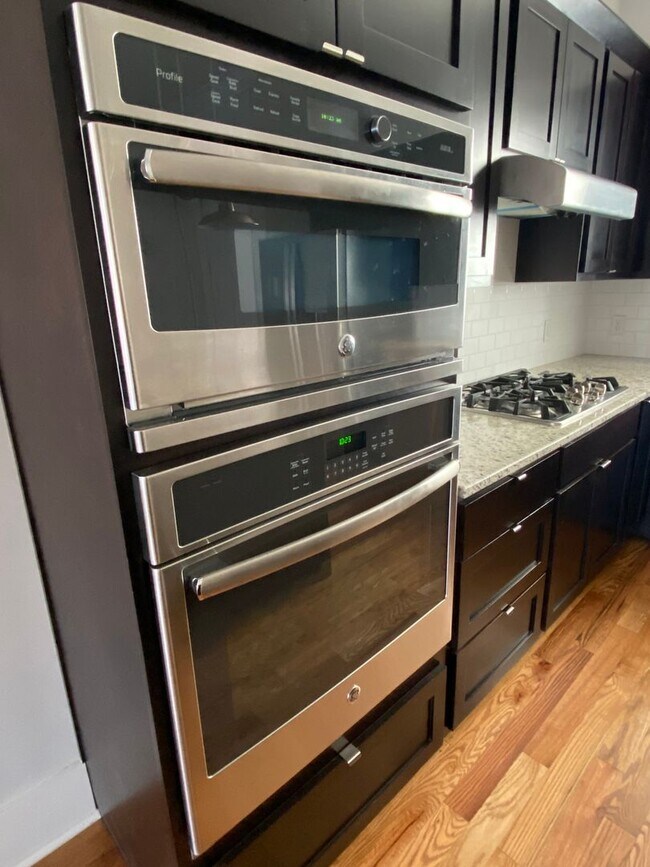 Building Photo - 602 Mariner Way