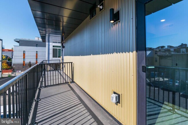 Building Photo - 1102 Germantown Ave