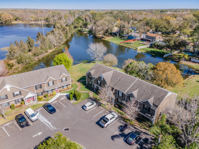 Building Photo - 16509 Lake Brigadoon Cir